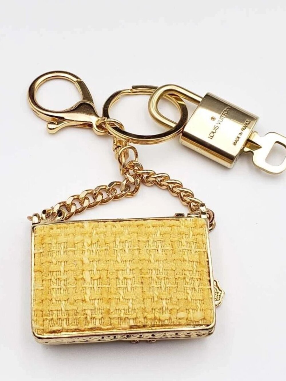 Louis Vuitton Gold Lock 🔒 Authentic LV Key + Unbranded Bag Charm - Picture 5 of 8